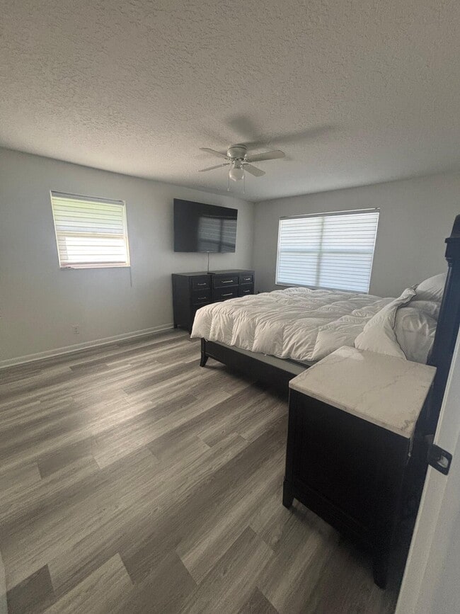 Building Photo - 620 Southwind Cir
