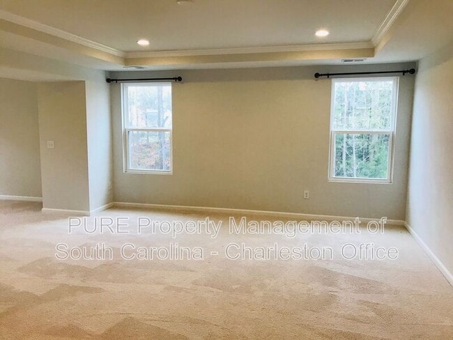Building Photo - 3071 Conservancy Ln