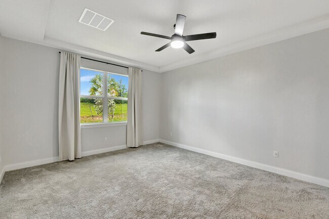 Building Photo - Spacious 4BR Home in Port St. Lucie – Modern Comfort Awaits