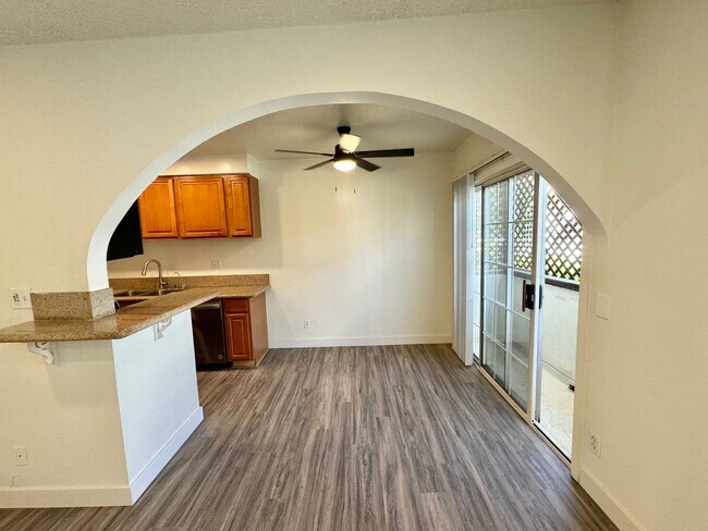 Interior Photo - ing410