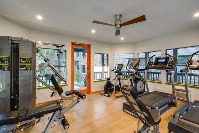 Building Photo - 5348 Contender Ln