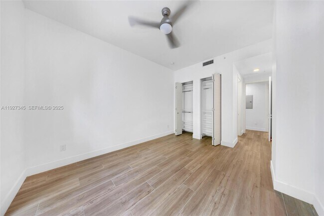 Building Photo - 3265 Bird Ave