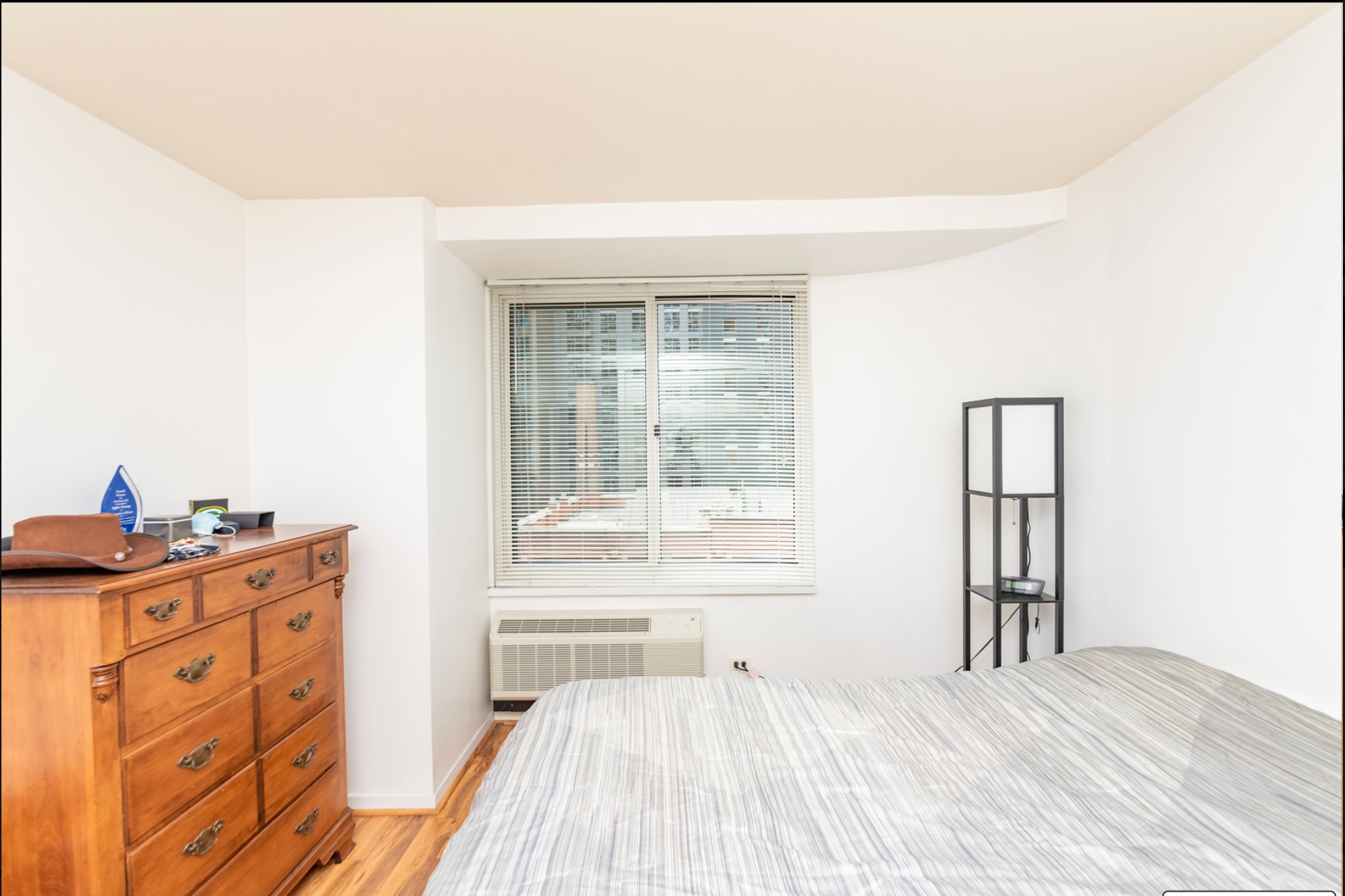 Building Photo - 211 E Ohio St