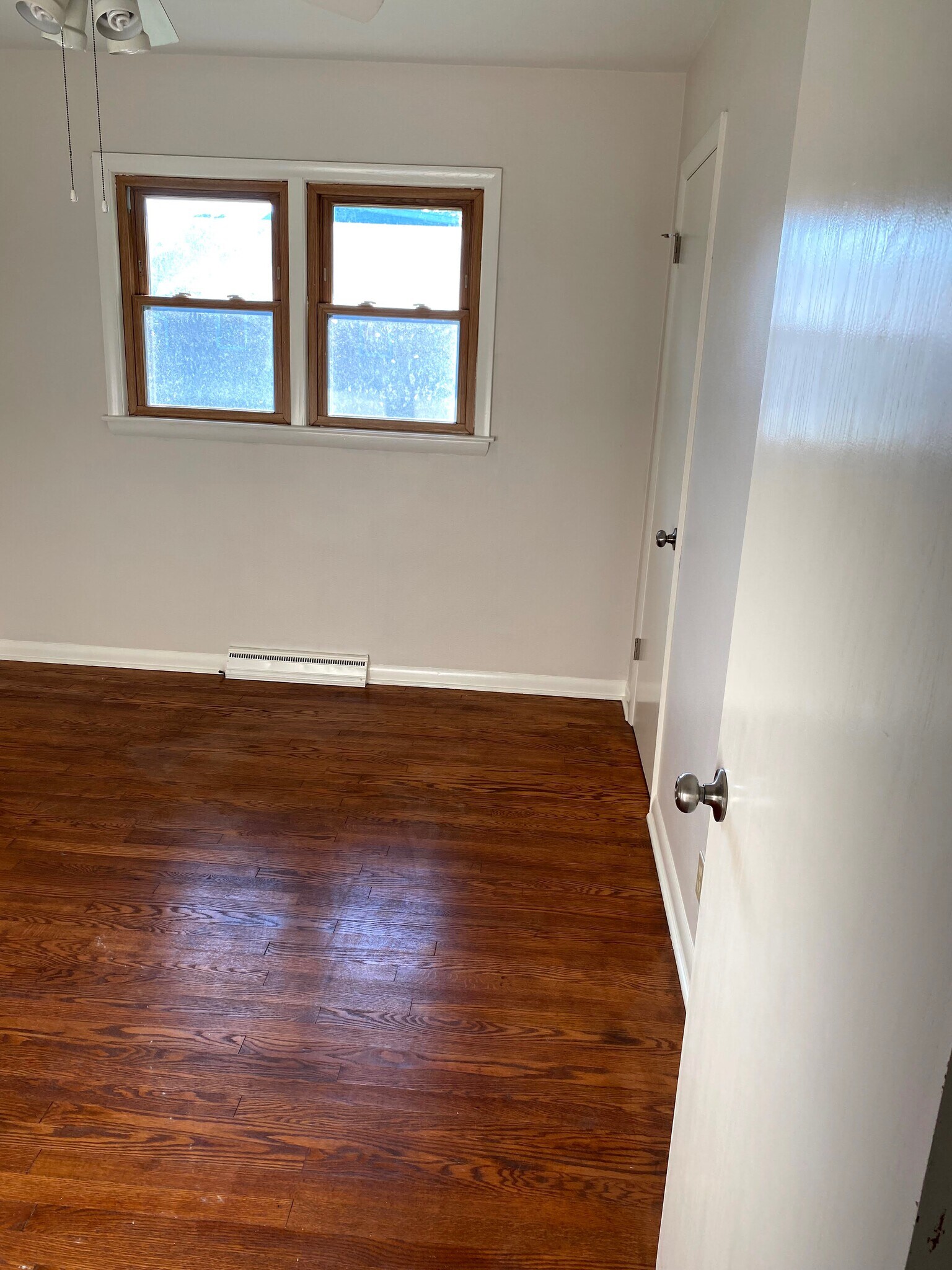 Building Photo - 3648 E Tesch Ave