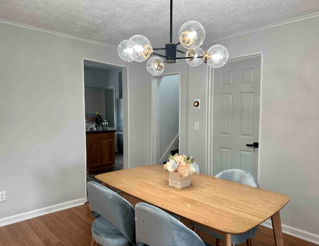 Building Photo - 450 Seward St