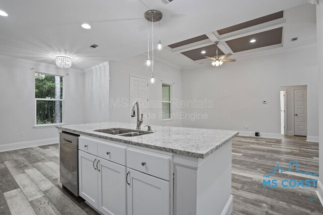 Building Photo - 15328 Oak Creek Cove