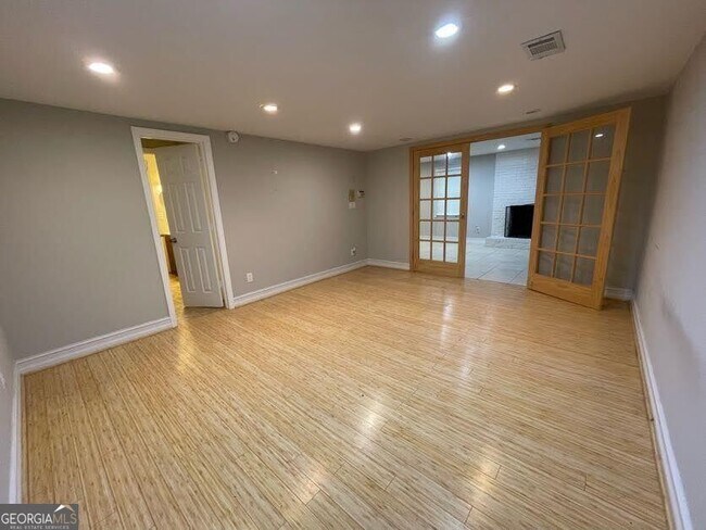 Building Photo - 6134 Millstone Run