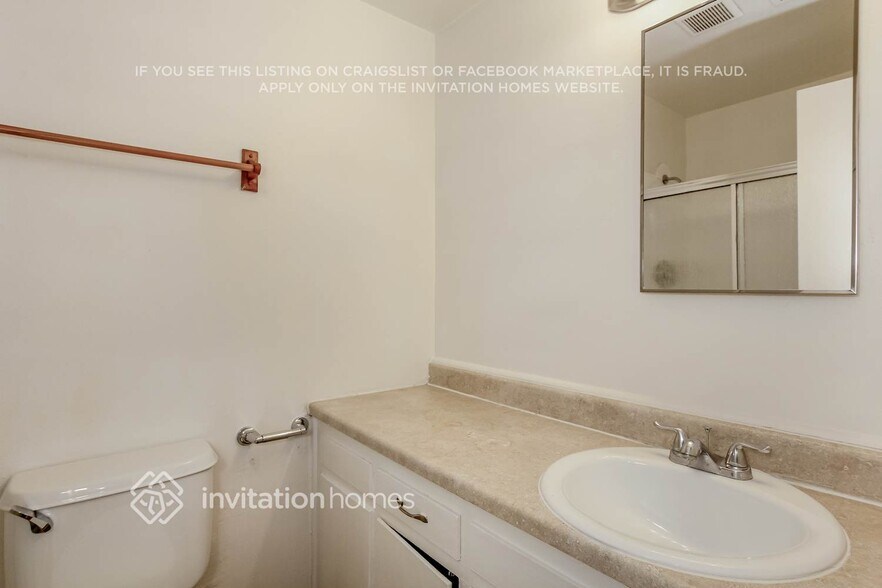 Building Photo - 3007 N 79th Dr