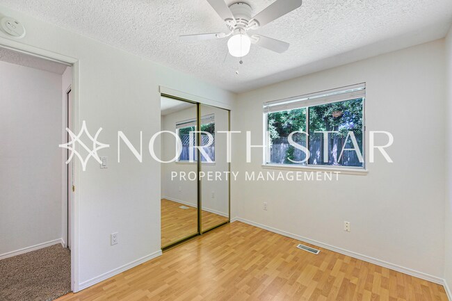Building Photo - 6269 SW Southwood Dr