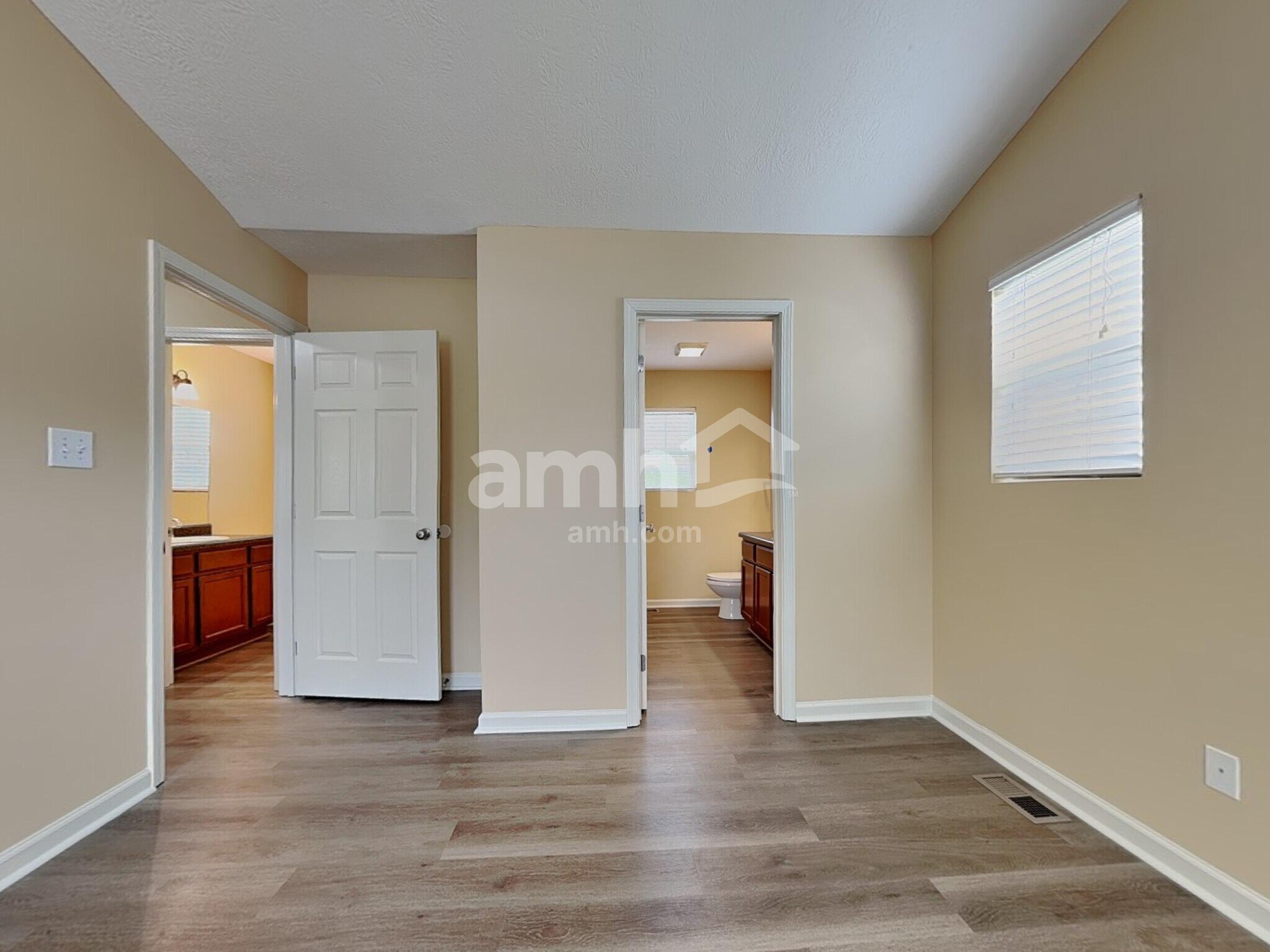 Building Photo - 1220 Swan Pond Ln