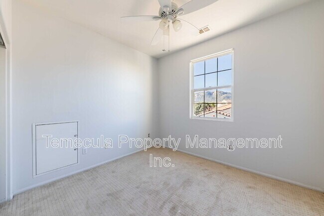 Building Photo - 31170 Sunflower Way