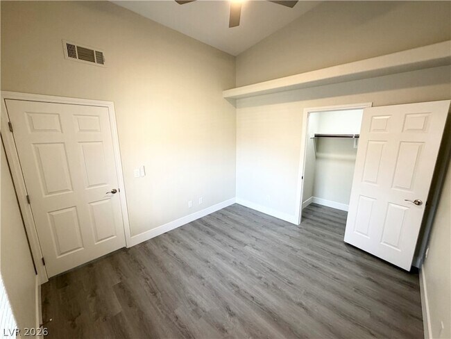 Building Photo - 520 Arrowhead Trail