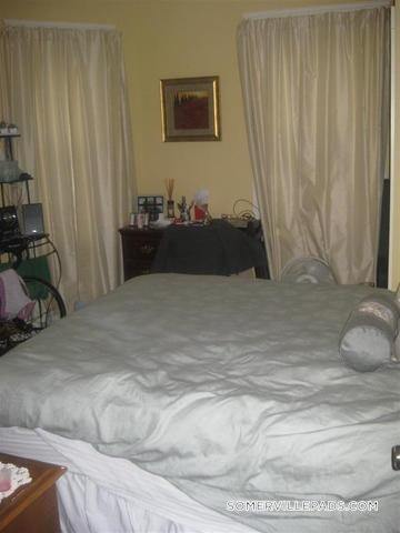 Building Photo - 6 Belmont St