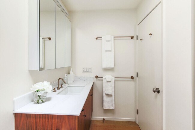 Building Photo - 75 Hancock St