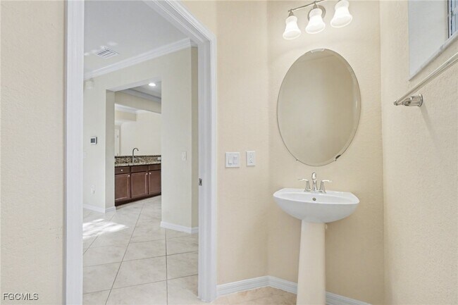 Building Photo - 10080 Via Colomba Circle