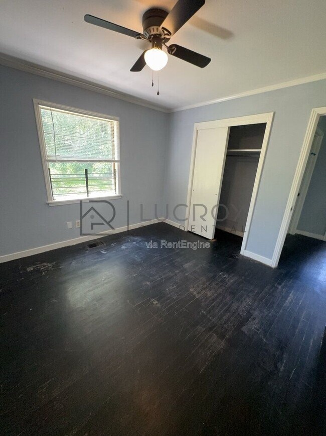 Building Photo - 1339 Maria Dr