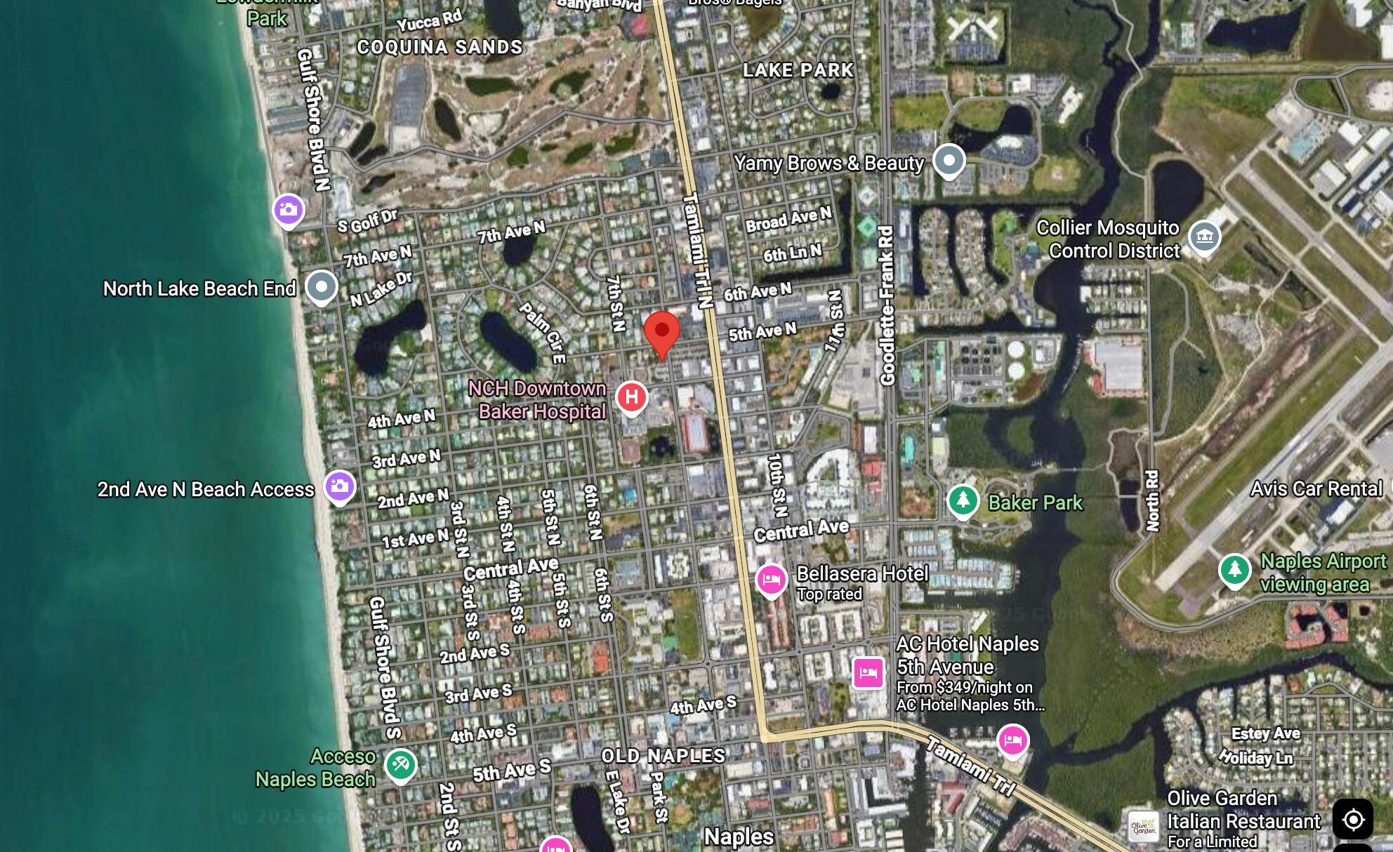 Located 1 block west of 41, 8 blocks from the beach, and 10 minutes to downtown! - 465 8th St N