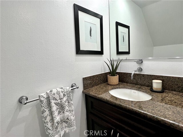 Building Photo - 7301 Vista Del Mar Vis
