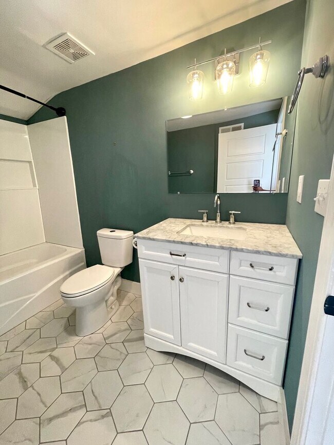 Building Photo - Find Your Fall Sanctuary