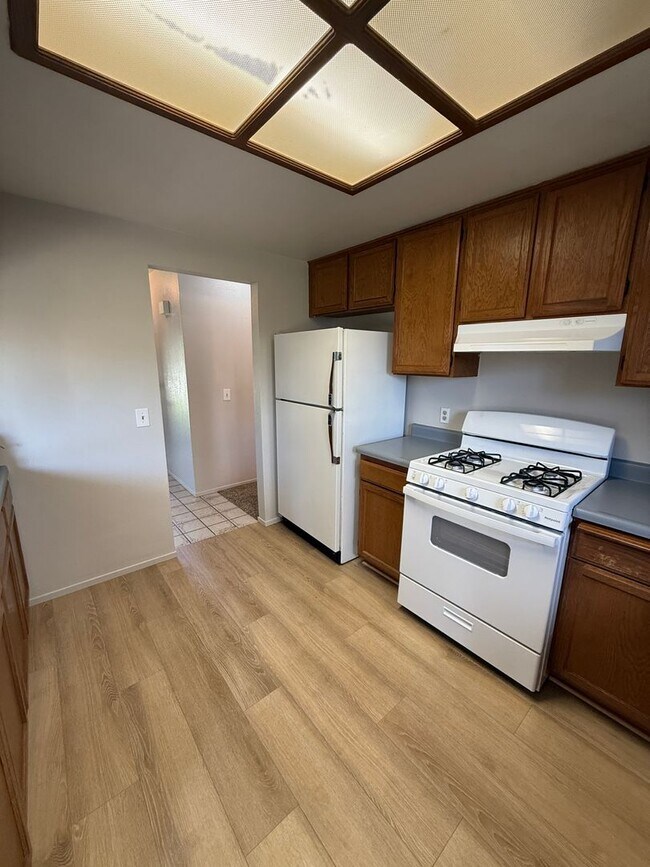 Building Photo - Beautiful 3 Bed, 2 Bath Home in Prime Location