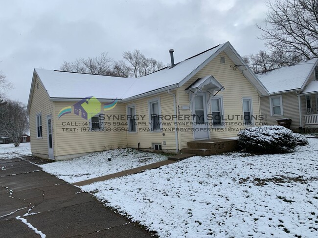 Building Photo - Newly remodeled two bedroom ranch in Madison