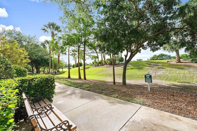 Building Photo - 136 Ashley Ct