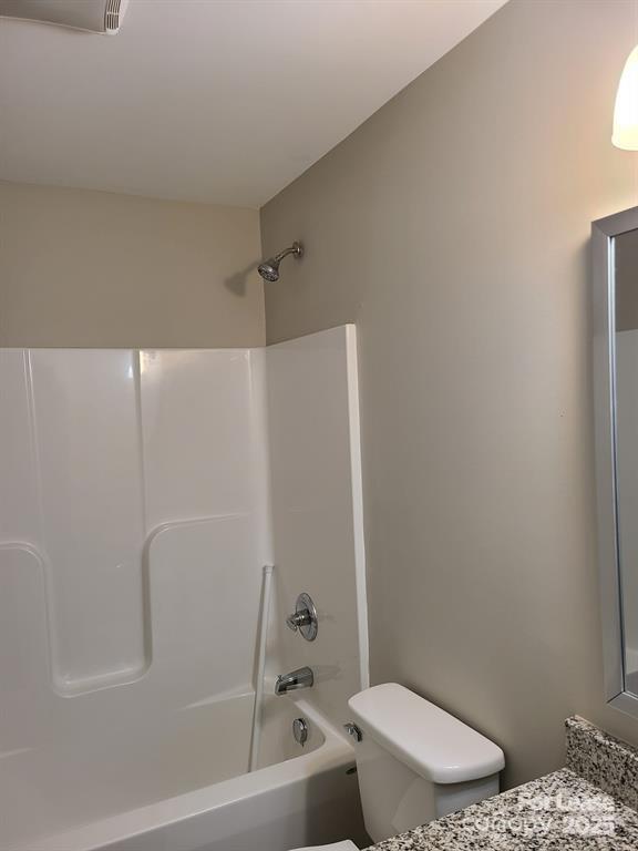 Building Photo - 125 Eastview Dr