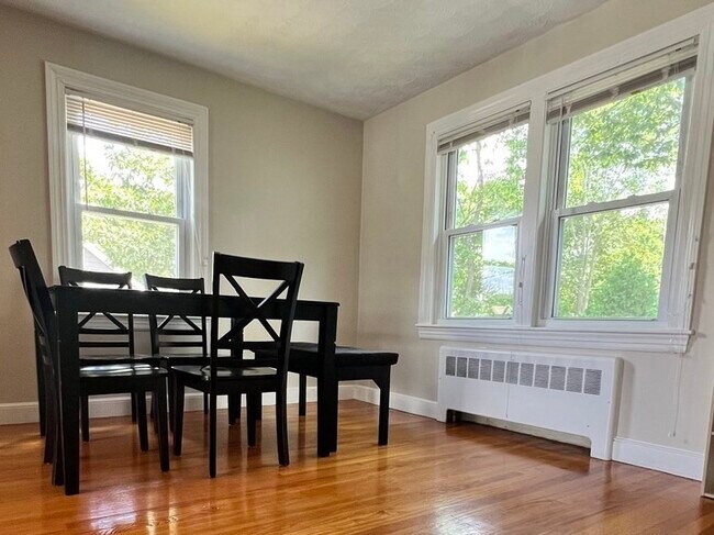 Building Photo - 4 Mangano Ct