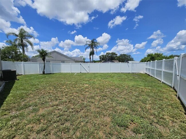 Building Photo - 6210 62nd Terrace E