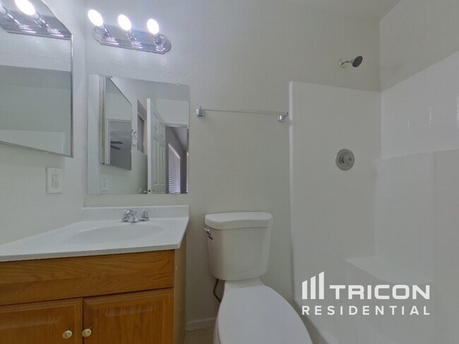 Building Photo - 9343 W Mission Ln