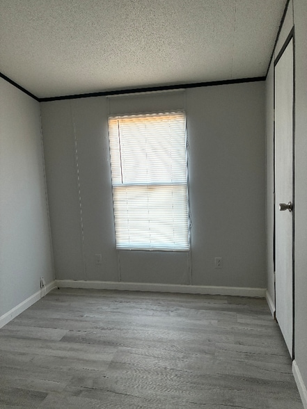 Building Photo - 212 Quail Ridge Dr