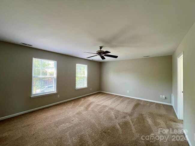 Building Photo - 10311 Dominion Village Dr