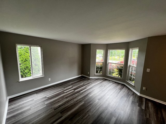 Building Photo - 443 Rachel Cir