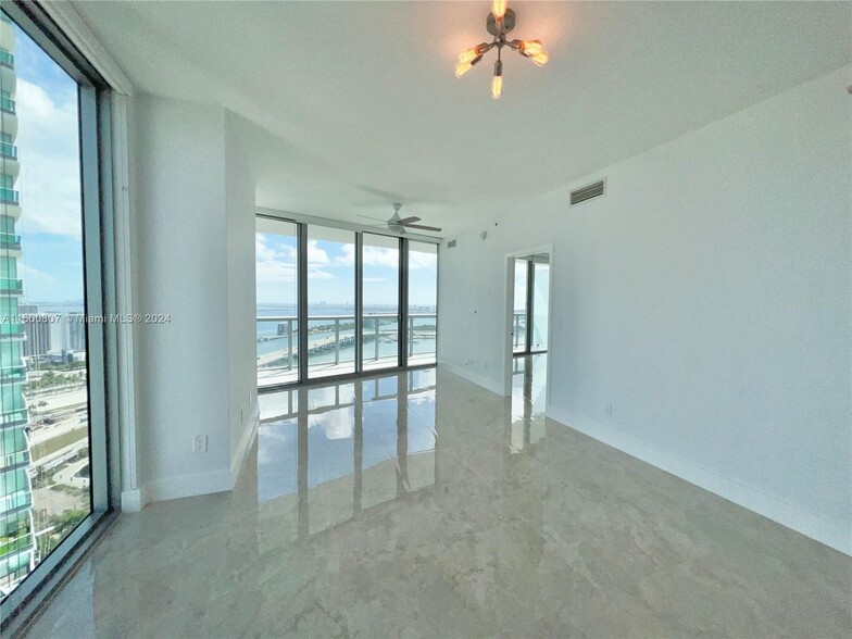 Living Room - 888 Biscayne Blvd