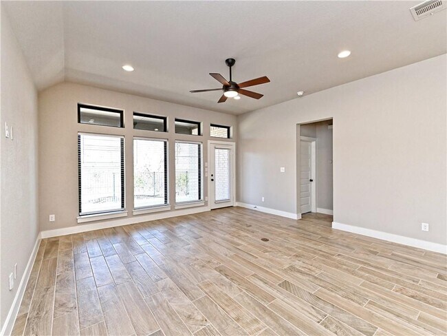 Building Photo - 2621 Franciscana Way