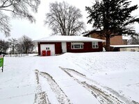 Building Photo - Charming 3-Bedroom 1-Bath Home for Rent NOW!