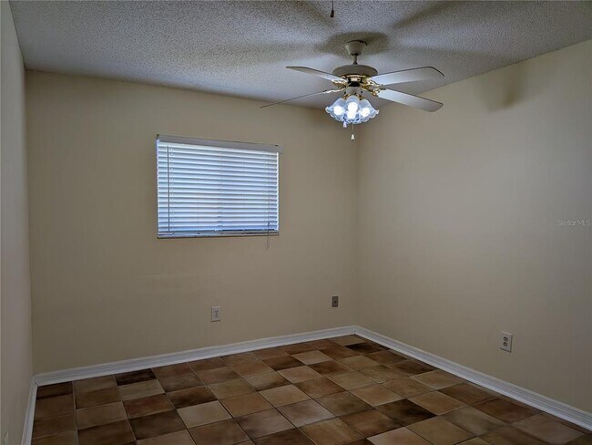 Building Photo - 725 Northlake Blvd