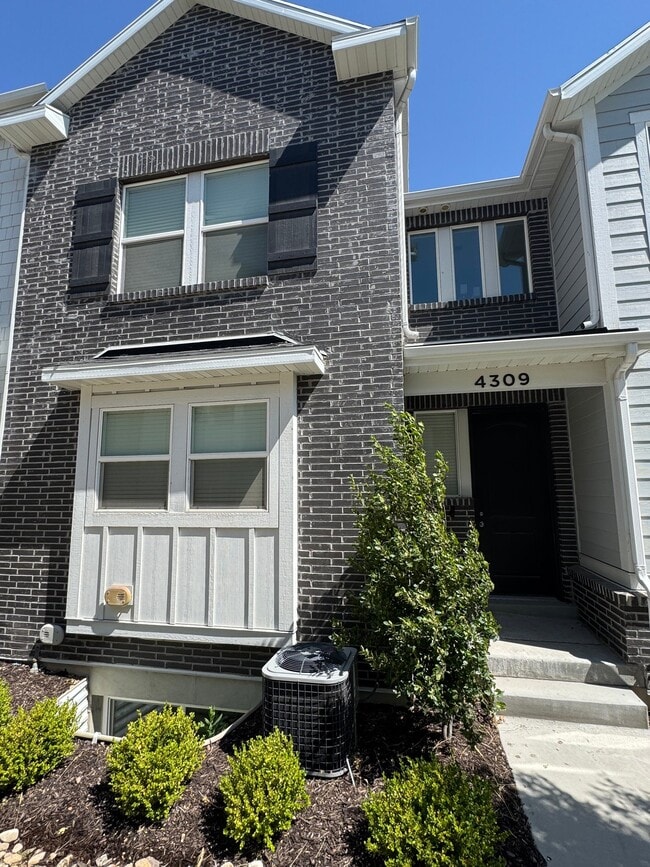 Building Photo - 4309 Silver Peak Ln
