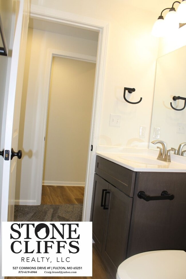 Building Photo - 904 Scott Station Rd