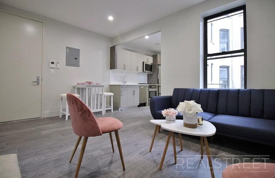 Primary Photo - Stunning 1 Bed Near Prospect Park