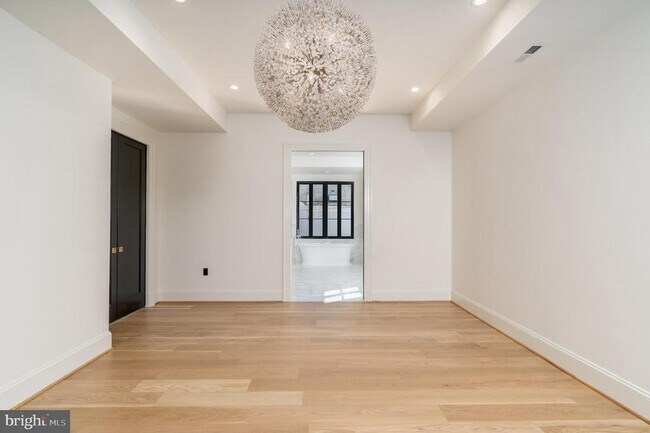 Building Photo - 4217 46th St NW