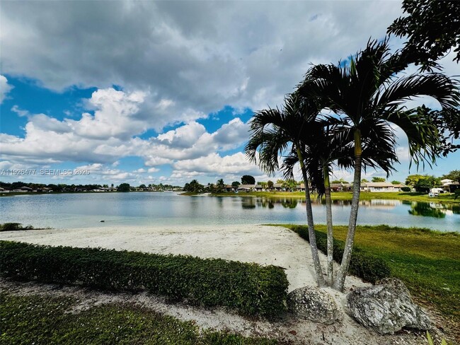 Building Photo - 12365 SW 119th Terrace