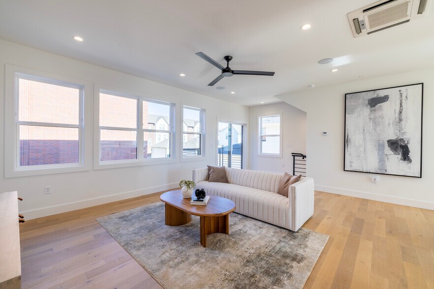 7C Townhomes 337339 SW Sweetspire Ct Bentonville AR 72712