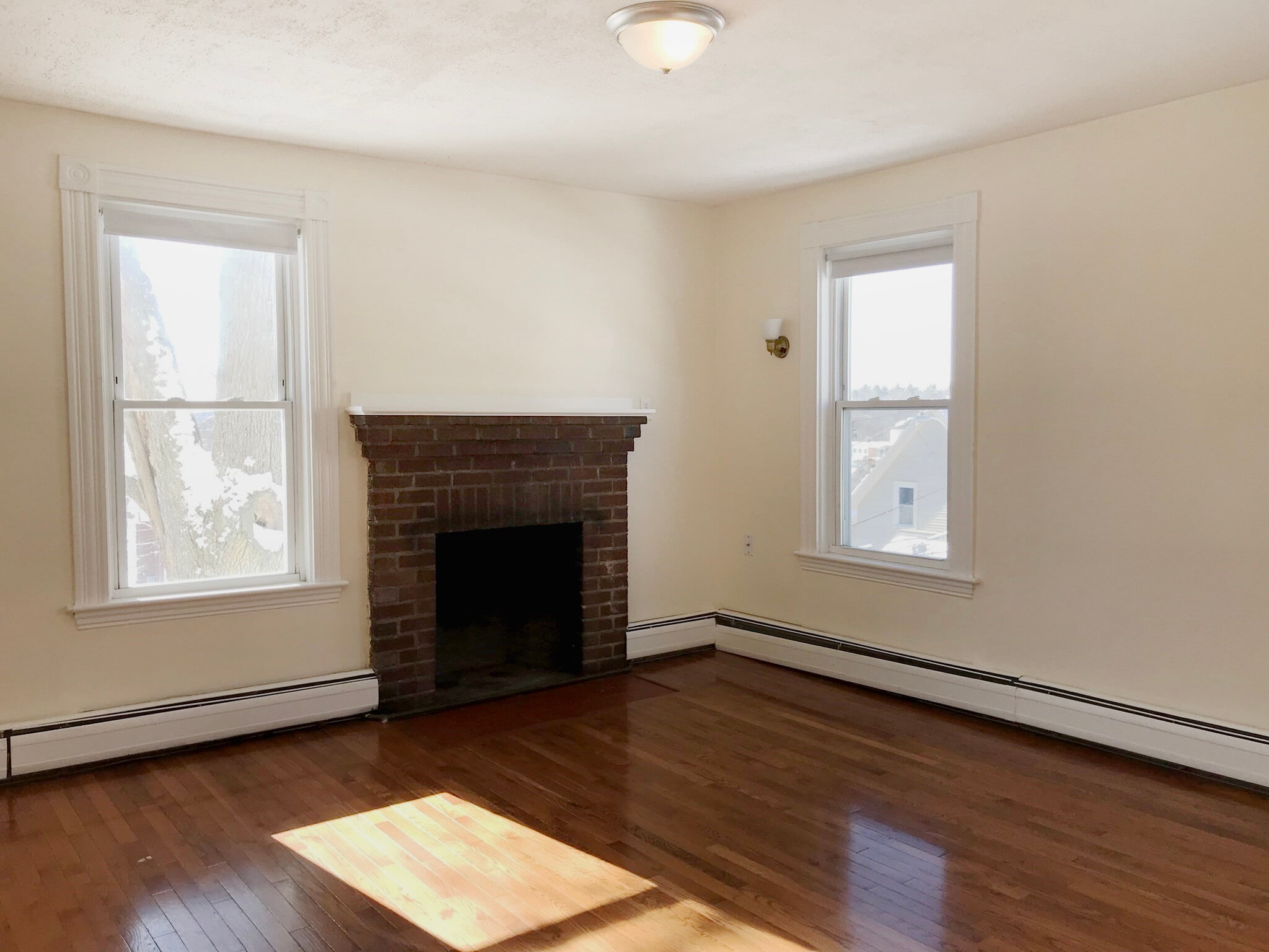 Building Photo - 113 Ashland St