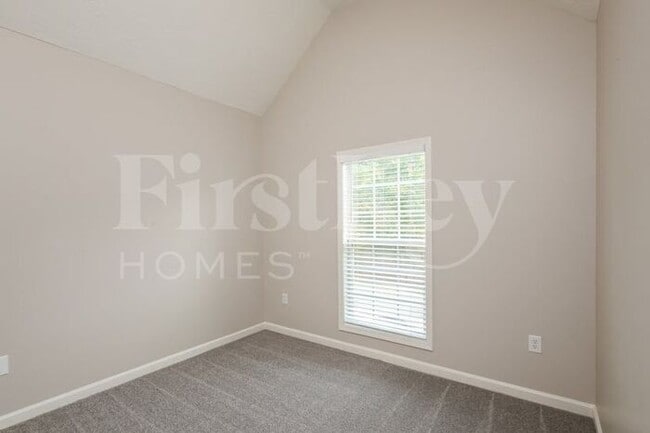 Building Photo - 77 Cypress Dr