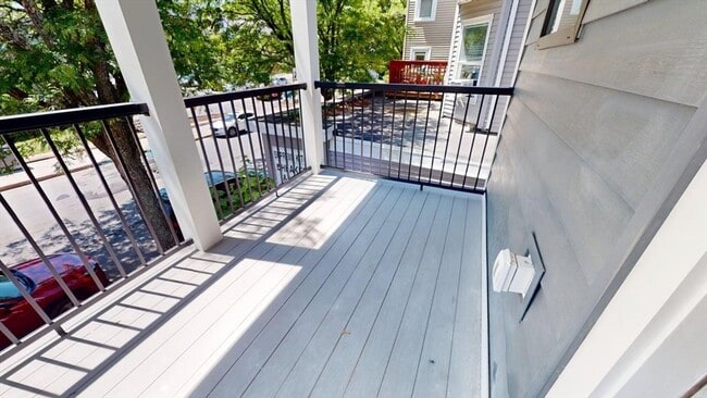 Building Photo - 231 Highland Ave
