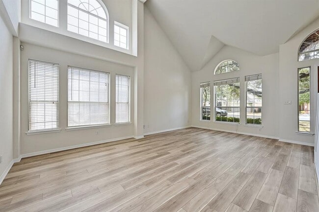 Building Photo - 8111 Cheno Cortina Trail