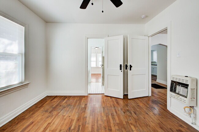 Building Photo - 1132 W Eufaula St