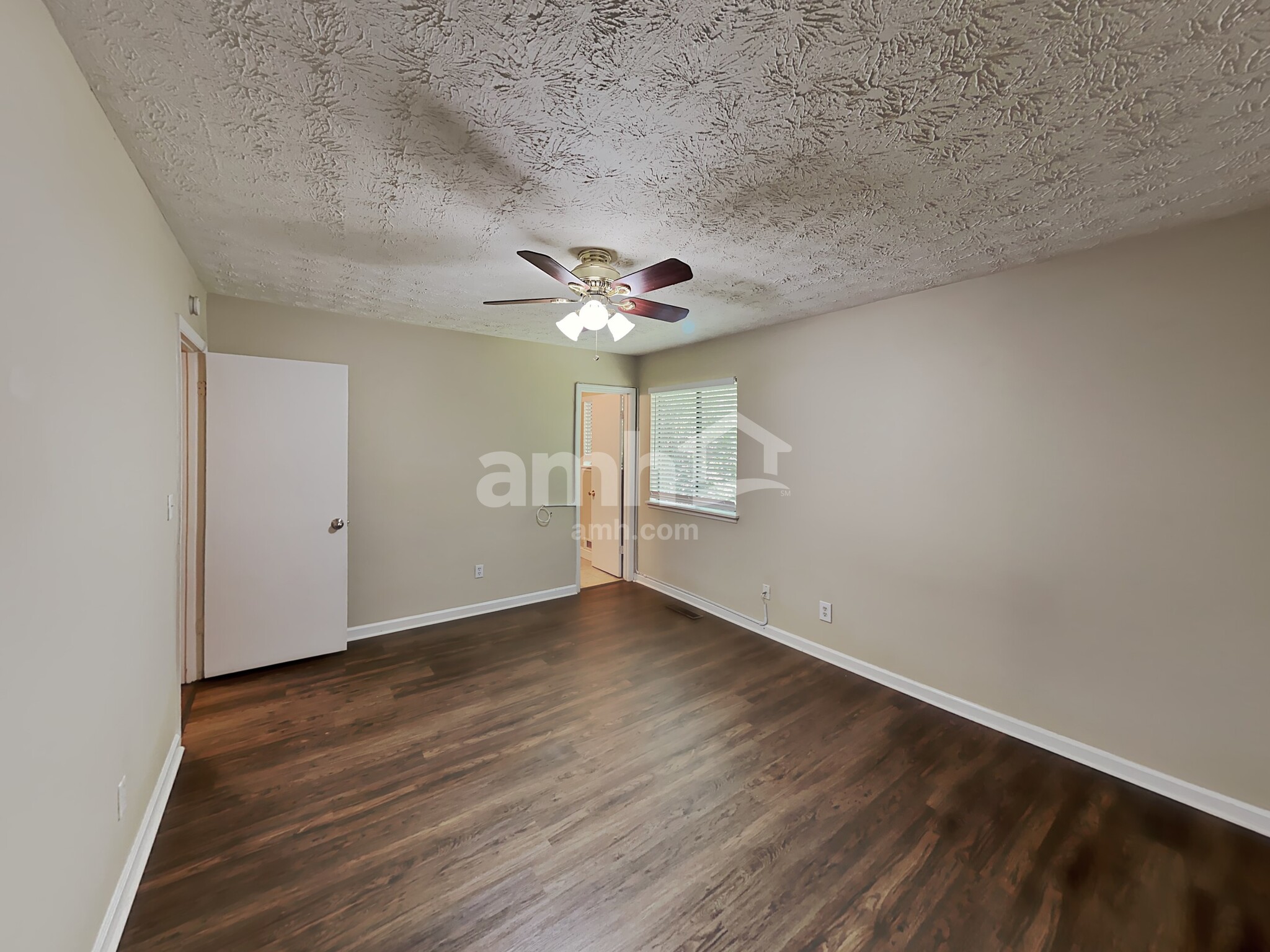 Building Photo - 4758 Jamerson Forest Cir