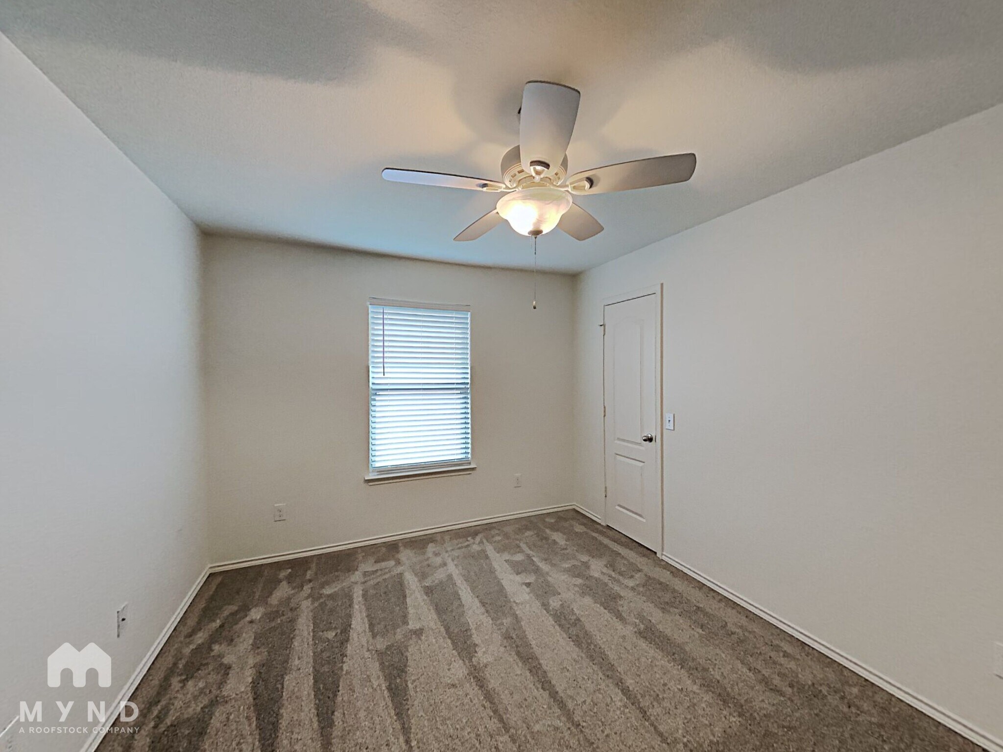 Building Photo - 440 Stonebrook Dr